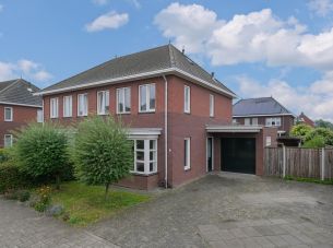 Pinksterbloem 10, Rijssen