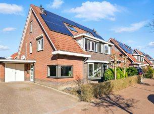 Graskom 13, Almelo