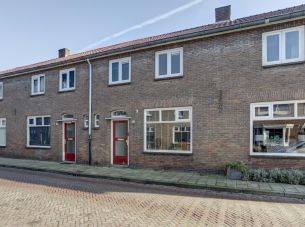 P.C. Hooftstraat 16, Almelo