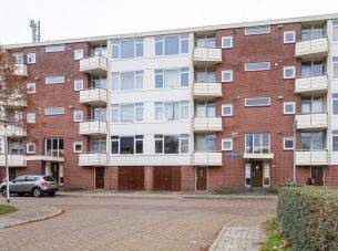 Jacob van Ruysdaelstraat 74, Almelo